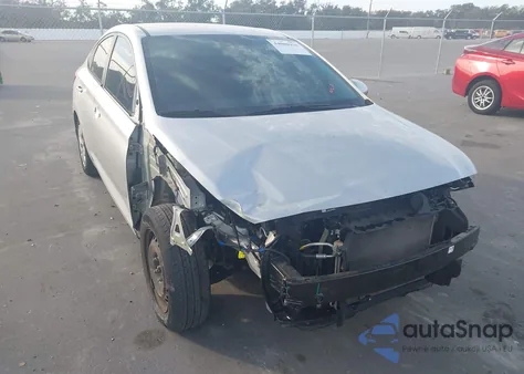 2020 Hyundai Accent Se from USA, damaged, VIN 3KPC24A68LE093640
